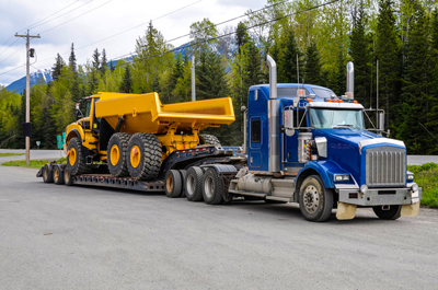 Heavy haul truck